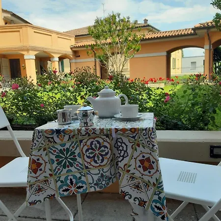 A Casa San Pietro - Bilocale Centro Storico - Cyclist-friendly * カステル・サン・ピエトロ・テルメ